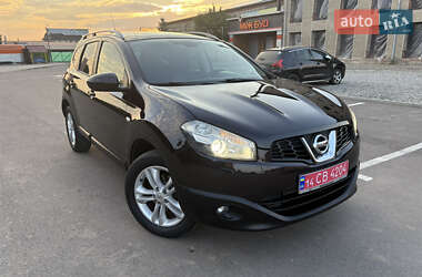 Позашляховик / Кросовер Nissan Qashqai+2 2010 в Снятині