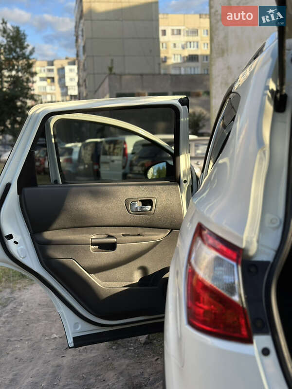 Внедорожник / Кроссовер Nissan Qashqai+2 2010 в Шептицькому фото 12 Внедорожник / Кроссовер Nissan Qashqai+2 2010 в Шептицькому