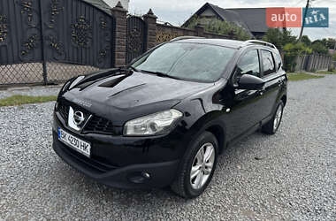Внедорожник / Кроссовер Nissan Qashqai+2 2010 в Ровно