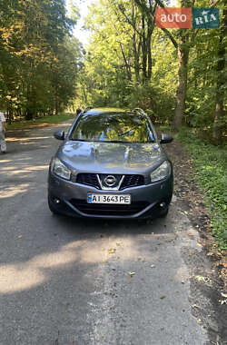 Позашляховик / Кросовер Nissan Qashqai+2 2010 в Яготині