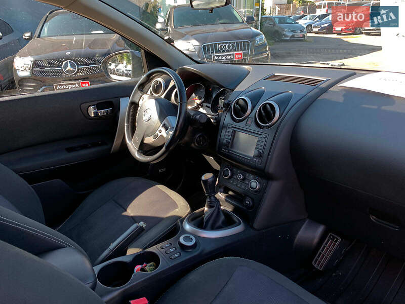 Позашляховик / Кросовер Nissan Qashqai+2 2012 в Вінниці