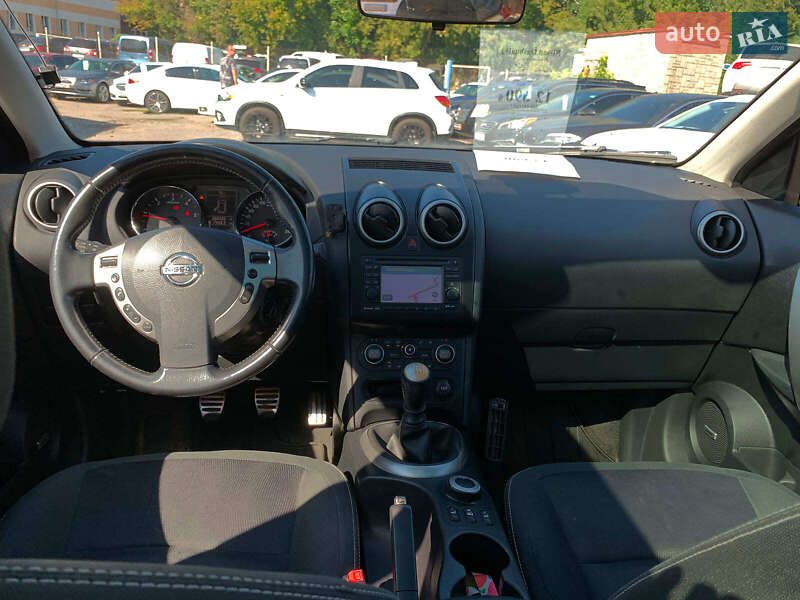 Позашляховик / Кросовер Nissan Qashqai+2 2012 в Вінниці