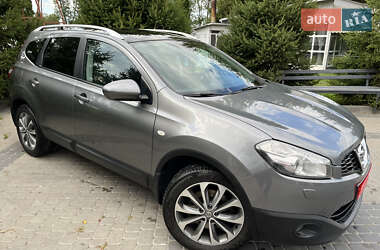 Позашляховик / Кросовер Nissan Qashqai+2 2011 в Вінниці