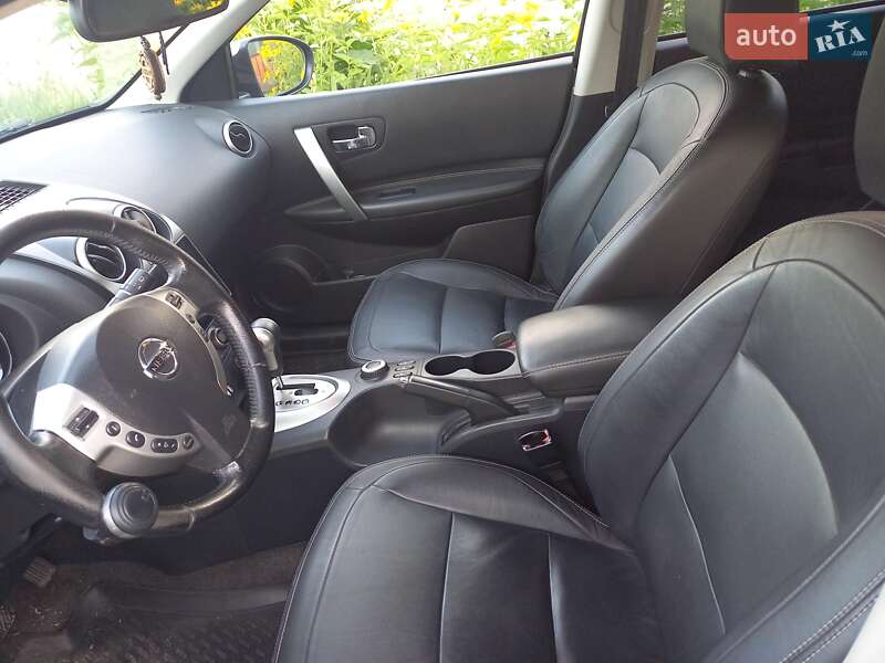 Внедорожник / Кроссовер Nissan Qashqai+2 2009 в Новгород-Северском