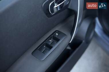 Внедорожник / Кроссовер Nissan Qashqai+2 2012 в 