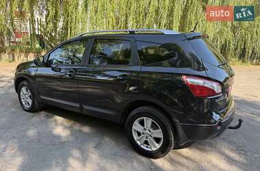 Внедорожник / Кроссовер Nissan Qashqai+2 2011 в Млинове