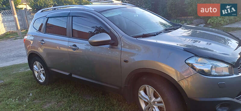 Внедорожник / Кроссовер Nissan Qashqai+2 2013 в Кременчуге