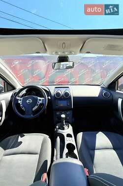 Внедорожник / Кроссовер Nissan Qashqai+2 2011 в 
