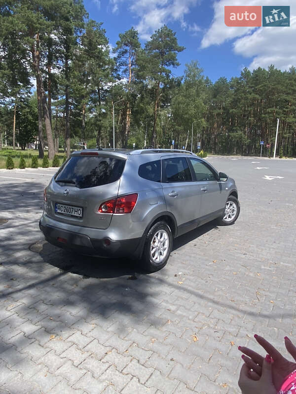 Внедорожник / Кроссовер Nissan Qashqai+2 2010 в Маневичах