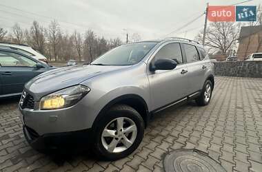 Внедорожник / Кроссовер Nissan Qashqai+2 2013 в Хмельницком