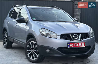 Позашляховик / Кросовер Nissan Qashqai+2 2013 в 