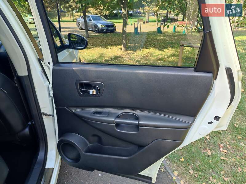 Внедорожник / Кроссовер Nissan Qashqai+2 2010 в Звенигородке фото 48 Внедорожник / Кроссовер Nissan Qashqai+2 2010 в Звенигородке