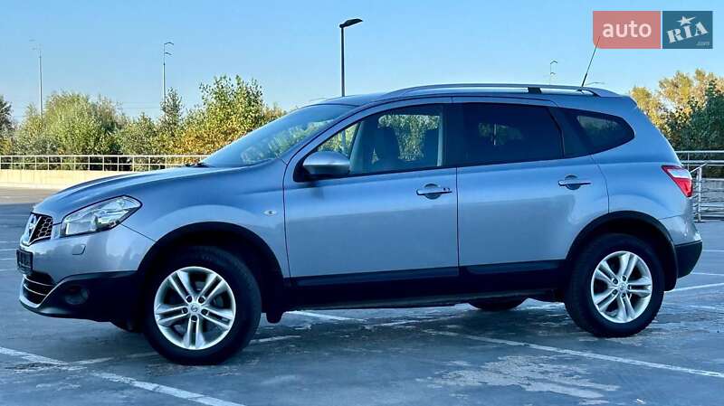 Внедорожник / Кроссовер Nissan Qashqai+2 2012 в Киеве