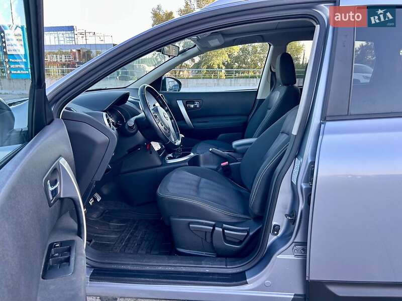 Внедорожник / Кроссовер Nissan Qashqai+2 2012 в Киеве