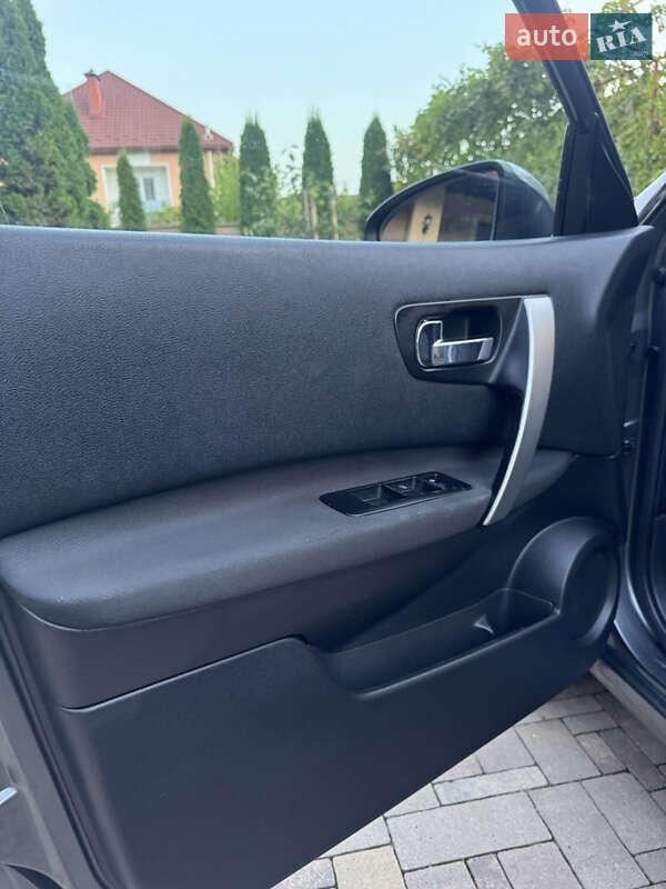 Внедорожник / Кроссовер Nissan Qashqai+2 2012 в Виноградове