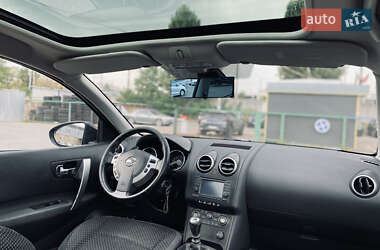 Внедорожник / Кроссовер Nissan Qashqai+2 2010 в 