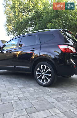 Внедорожник / Кроссовер Nissan Qashqai+2 2012 в 
