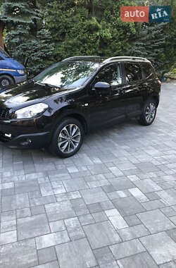 Внедорожник / Кроссовер Nissan Qashqai+2 2012 в 