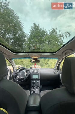 Внедорожник / Кроссовер Nissan Qashqai+2 2009 в 