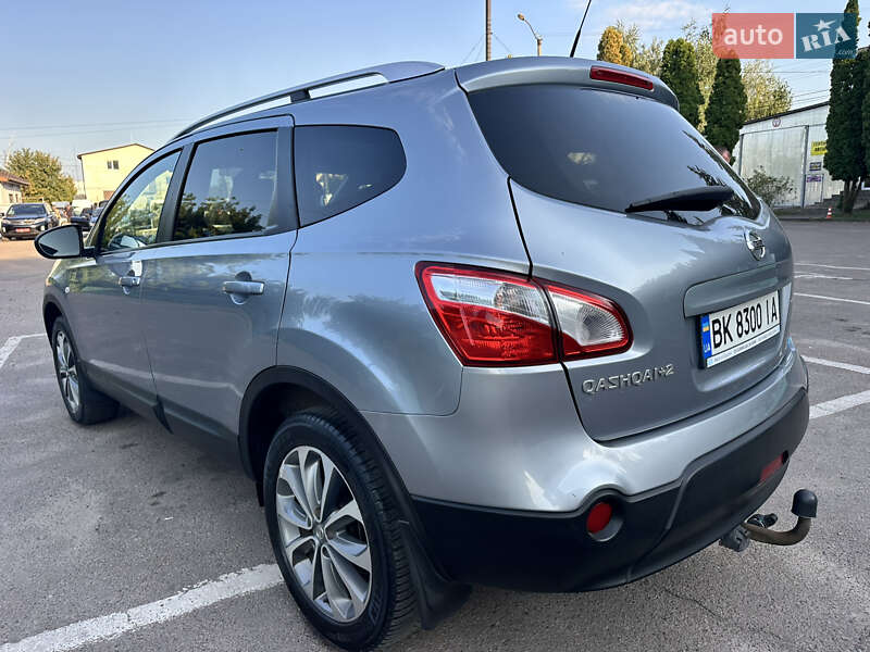 Позашляховик / Кросовер Nissan Qashqai+2 2010 в Дубні