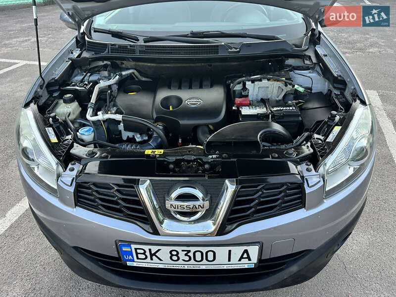 Позашляховик / Кросовер Nissan Qashqai+2 2010 в Дубні