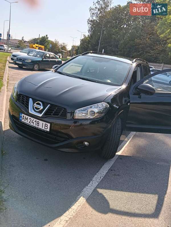 Внедорожник / Кроссовер Nissan Qashqai+2 2013 в Виннице фото 5 Внедорожник / Кроссовер Nissan Qashqai+2 2013 в Виннице