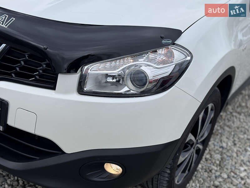Внедорожник / Кроссовер Nissan Qashqai+2 2013 в Ивано-Франковске
