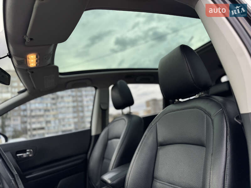Внедорожник / Кроссовер Nissan Qashqai+2 2010 в Киеве