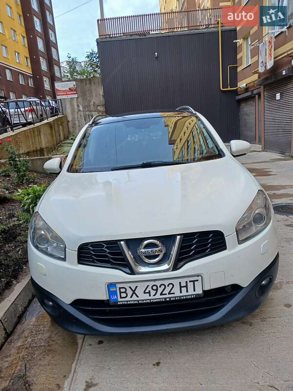 Позашляховик / Кросовер Nissan Qashqai+2 2012 в Хмельницькому