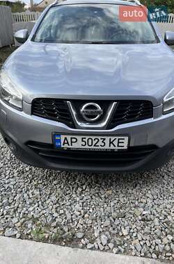 Внедорожник / Кроссовер Nissan Qashqai+2 2010 в 