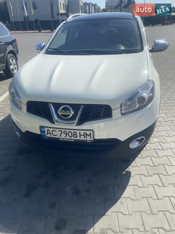 Nissan Qashqai+2