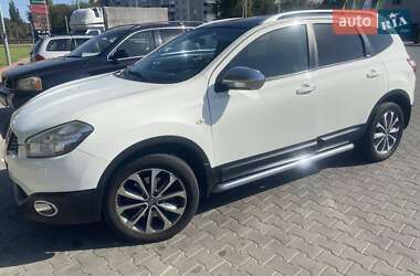 Внедорожник / Кроссовер Nissan Qashqai+2 2011 в 