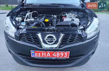Внедорожник / Кроссовер Nissan Qashqai+2 2012 в 