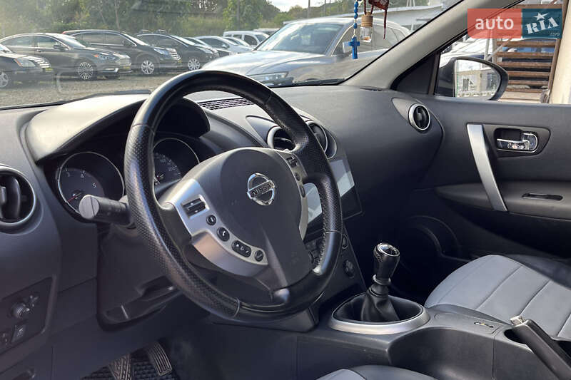 Внедорожник / Кроссовер Nissan Qashqai+2 2008 в Стрые