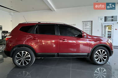 Внедорожник / Кроссовер Nissan Qashqai+2 2011 в 