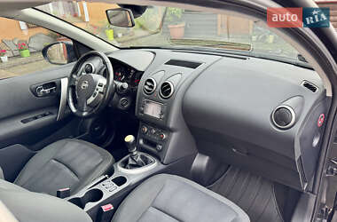 Внедорожник / Кроссовер Nissan Qashqai+2 2012 в 