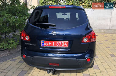 Внедорожник / Кроссовер Nissan Qashqai+2 2009 в 