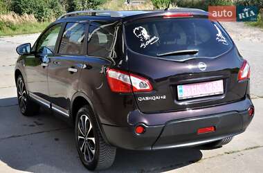Внедорожник / Кроссовер Nissan Qashqai+2 2011 в 