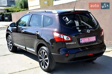 Внедорожник / Кроссовер Nissan Qashqai+2 2011 в 