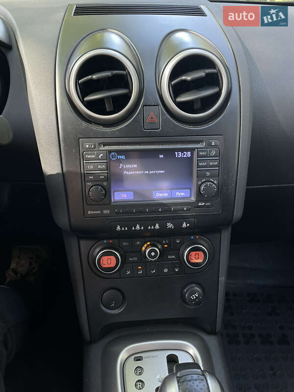 Внедорожник / Кроссовер Nissan Qashqai+2 2009 в Львове фото 14 Внедорожник / Кроссовер Nissan Qashqai+2 2009 в Львове