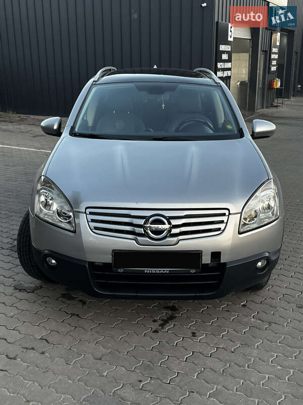Внедорожник / Кроссовер Nissan Qashqai+2 2009 в 