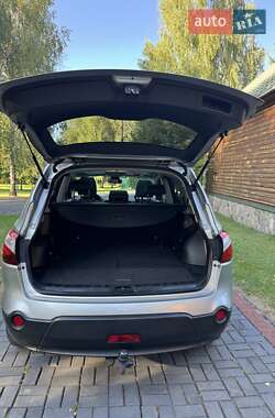 Внедорожник / Кроссовер Nissan Qashqai+2 2011 в 
