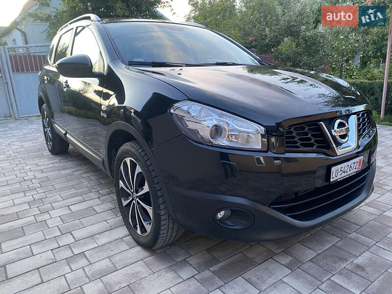 Внедорожник / Кроссовер Nissan Qashqai+2 2011 в Виннице