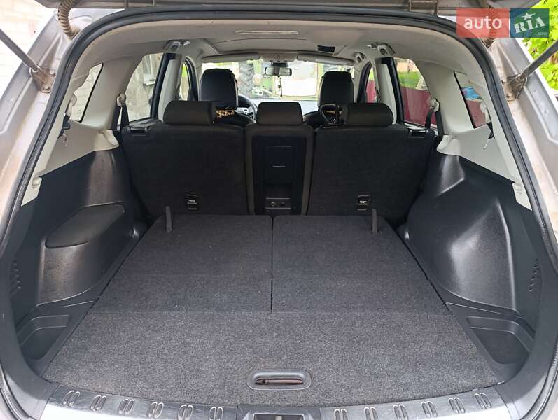 Внедорожник / Кроссовер Nissan Qashqai+2 2011 в Нововолынске