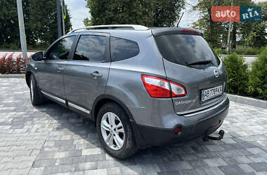 Позашляховик / Кросовер Nissan Qashqai+2 2011 в 