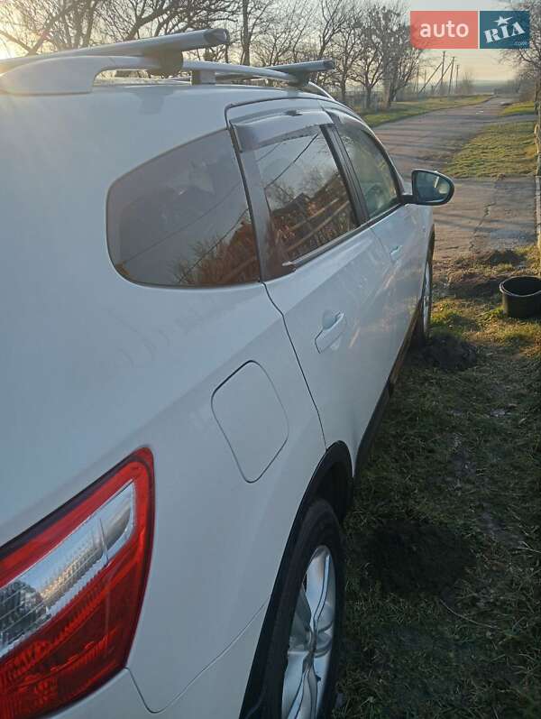 Внедорожник / Кроссовер Nissan Qashqai+2 2012 в Владимире