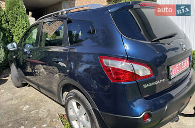 Внедорожник / Кроссовер Nissan Qashqai+2 2010 в 
