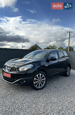Позашляховик / Кросовер Nissan Qashqai+2 2010 в Миргороді