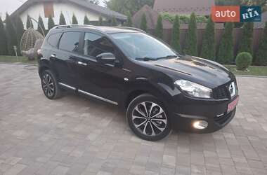 Позашляховик / Кросовер Nissan Qashqai+2 2011 в Івано-Франківську