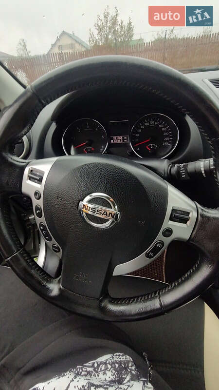 Внедорожник / Кроссовер Nissan Qashqai+2 2011 в Ивано-Франковске